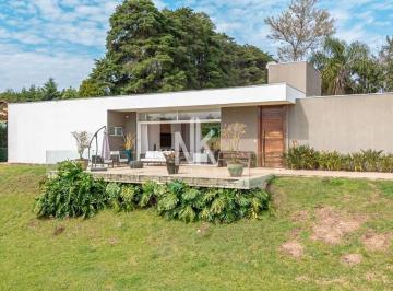 8b9cfdcd9d071747f09430ec50e8b073a9983b4b · Casa com 2 dormitórios à venda, 271 m² por R$ 2.199.000,00 - Centro - Quatro Barras/PR