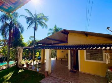 51092a5918fe19cce25d3e01591e6c361e967692 · Casa estilo Chácara em Condomínio com 3 dormitórios, sendo 1 suíte à venda, 271 m² por R$ 970.000 -