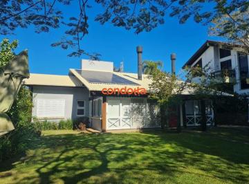 de161f5d68dde89db7ef7a5990a7ec07b01dac55 · Casa com 4 dormitórios para alugar, 414 m² por R$ 21.450,00/mês - Cavalhada - Porto Alegre/RS