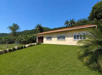 aab2119ec48708a7429d4b52c04396d4fc02140a · Casa com 3 dormitórios à venda, 220 m² por R$ 1.490.000 - Velha Central - Blumenau/SC