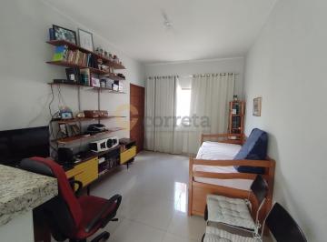 Apartamento · 61m² · 2 Quartos · 1 Vaga · Apartamento térreo à venda no Centro de Rio das Ostras