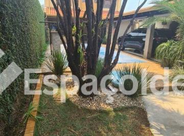 Casa · 250m² · 2 Quartos · 2 Vagas · Piscina e churrasqueira - Jardim América