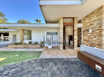 Casa · 615m² · 4 Quartos · 20 Vagas · CONDOMINIO PARQUE SILVINO PEREIRA CASA TERREA PARA LOCACAO 4 SUITES VISTA 180 PISCINA ESPACO GO