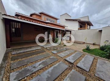 Casa · 210m² · 3 Quartos · 4 Vagas · Casa residencial à venda no Bairro Santa Cecília, Piracicaba – 210 m²