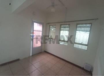 Casa · 41m² · 2 Quartos · 1 Vaga · Casa para alugar em Vila Santa Luzia de 41.00m² com 2 Quartos e 1 Garagem