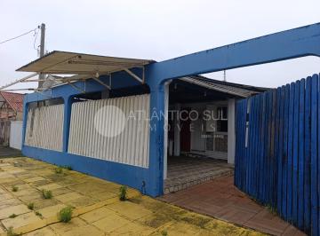Casa · 297m² · Casa lado mar com potencial de reforma, Pontal do Paraná.