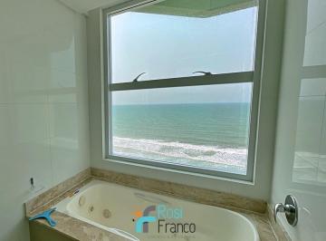 Apartamento · 3 Quartos · 2 Vagas · Apartamento 3 suítes vista mar Meia Praia SC