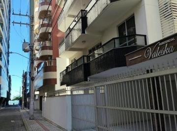 Apartamento · 230m² · 2 Quartos · 1 Vaga · Apartamento 60 m do mar Meia Praia 2 dormitórios