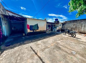 Imagem 1 · Casa para venda em Centro, Araguari