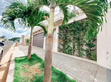Imagem 1 · Casa para venda em Centro, Araguari