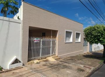 Imagem 1 · Casa para venda em Centro, Araguari