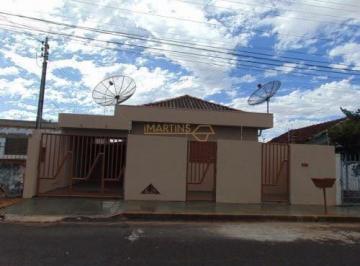 Imagem 1 · Casa para venda em Industrial, Araguari