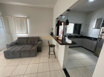 Imagem 1 · Casa para venda em Centro, Araguari