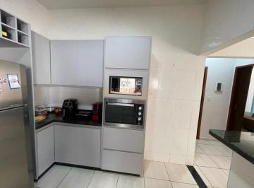 Imagem 1 · Casa para venda em Centro, Araguari
