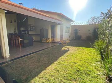 Imagem 1 · Casa para venda em Centro, Araguari