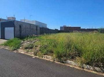 Imagem 1 · Terreno para venda em Centro, Araguari