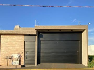 Imagem 1 · Casa para venda em Tangará da Serra