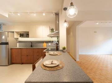 Apartamento · 95m² · 2 Quartos · 1 Vaga · VENDA | Apartamento 95m² totalmente reformado, 2 dormitórios e garagem escriturada próximo ao Bom Fi