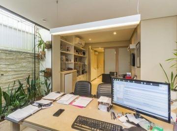 Comercial de 3 quartos, Porto Alegre · Sala/Conjunto à venda em Petrópolis, Porto Alegre.
