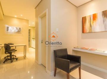 Comercial · 118m² · 3 Quartos · Sala/Conjunto à venda em Petrópolis, Porto Alegre.