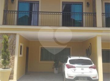 Casa · 120m² · 3 Quartos · 2 Vagas · Condomínio com 3 quartos à venda em Vila santos - SP