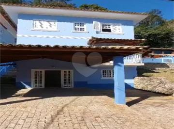 Casa · 213m² · 4 Quartos · 4 Vagas · Condomínio com 4 quartos à venda em Vila santos - SP