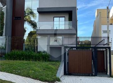Casa de 3 quartos, Curitiba · LINDO SOBRADO A VENDA NO BAIRRO SANTO INÁCIO