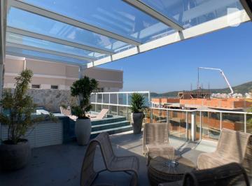 Casa · 320m² · 3 Quartos · 2 Vagas · Apartamento mobiliado de 3 dormitórios frente mar no Ilha dos Corais
