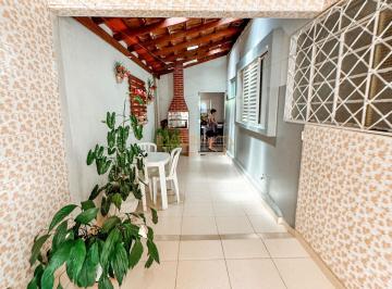 Imagem 1 · Casa para venda em Centro, Araguari