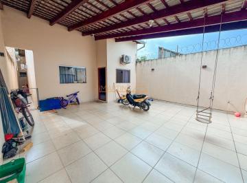 Imagem 1 · Casa para venda em Jardim Panorama, Araguari