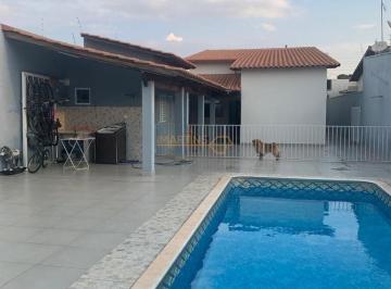 Imagem 1 · Casa para venda em Centro, Araguari
