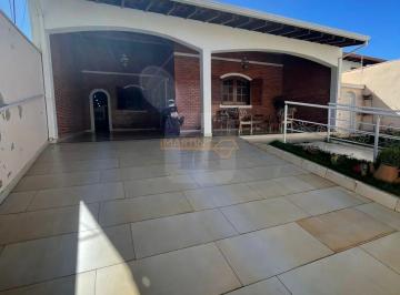 Imagem 1 · Casa para venda em Centro, Araguari