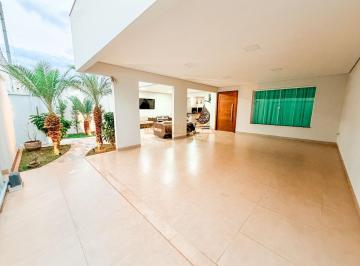 Imagem 1 · Casa para venda em Centro, Araguari
