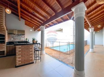 Casa · 258m² · 3 Quartos · 2 Vagas · Casa para venda em Jardim Universitário de 258.00m² com 3 Quartos, 1 Suite e 2 Garagens