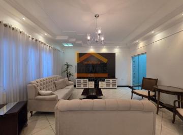 Casa · 238m² · 3 Quartos · 4 Vagas · Casa para alugar em Jardim Amélia de 237.58m² com 3 Quartos, 1 Suite e 4 Garagens