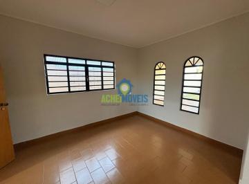 Casa en Aluguel de 3 quartos Centro · Casa para alugar em Centro de 280.00m² com 3 Quartos, 1 Suite e 4 Garagens