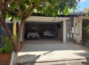 Casa · 120000m² · 3 Quartos · 2 Vagas · Casa para venda em Centro de 120000.00m² com 3 Quartos, 1 Suite e 2 Garagens