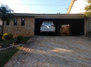 Casa de 5 quartos, Santana de Parnaíba · Oportunidade de Casa a venda em Alphaville com 400 metros com 5 Dormitórios,Porteira fechada.