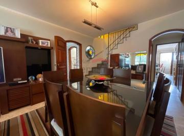 Casa de 3 quartos, São Paulo · Sobrado na Santa Teresinha com 203m², 3 quartos, sendo 1 suíte, 4 vagas