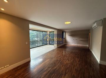 Apartamento · 130m² · 3 Quartos · 2 Vagas · Apartamento à Venda de 130m2, Morro dos Ingleses, 3 Suítes, Varanda e 2 Vagas com depósito