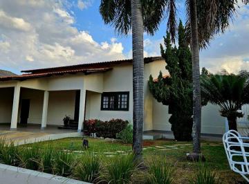 Casa de 4 quartos, Brasília · Casa de 800 m² com 4 quartos à venda no Solar de Brasília