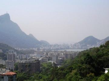 Casa · 1050m² · 6 Quartos · 8 Vagas · MARAVILHOSA CASA TRIPLEX 6 SUITES NA GÁVEA CONDOMÍNIO FECHADO COM QUADRA DE TENIS