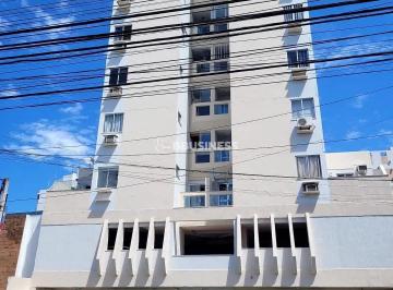 8e5cbe34-8cf9-4539-a192-559284a8f51b.jpg · Apartamento à Venda com 2 quartos, sendo 1 suíte - Centro, Campos dos Goytacazes, RJ