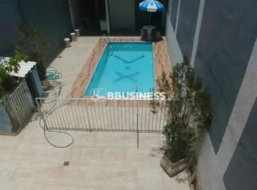 1000304399.jpg · Casa para locação com 4 quartos, sendo 3 suítes - Centro, Campos dos Goytacazes, RJ