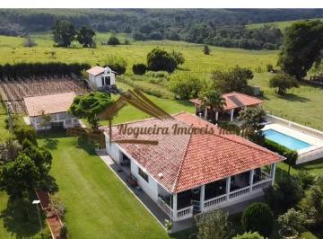 Rural , Porangaba · Excelente sítio com 70.000 m², ótima casa sede, área plana.
