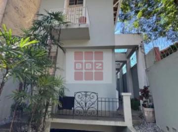 Foto 01 · Locação de Casa Comercial de Alto Padrão em São Paulo - 5 salas, 3 banheiros, 6