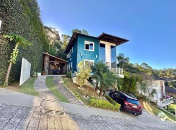 casa-moderna-de-141-m-com-pe-direito-duplo-3-suite10340710.jpeg · Casa Moderna de 141 m² com Pé-Direito Duplo, 3 Suítes e Espaço Gourmet em Terreno de 440 m² – Bom Re