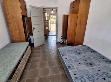 Apartamento · 25m² · 1 Quarto · 1 Vaga · Kitnet em Vila Guilhermina, Praia Grande/SP de 25m² 1 quartos para locação R$ 1.300,00/mes