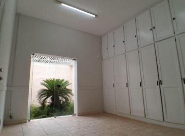 Comercial · 180m² · 3 Quartos · 1 Vaga · Predio em Vila Mendonça, Araçatuba/SP de 180m² 3 quartos para locação R$ 3.500,00/mes