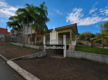 Casa · 180m² · 4 Quartos · 3 Vagas · Casa em Oficinas, Ponta Grossa/PR de 180m² 4 quartos para locação R$ 3.300,00/mes